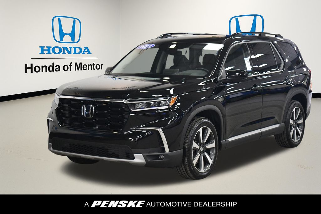 Thumbnail: 2023 Honda Pilot - 1