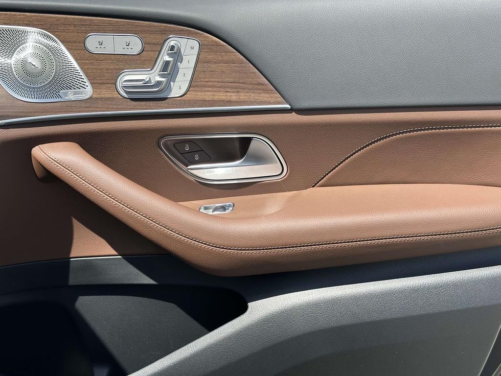 2025 Mercedes-Benz GLE 350 21