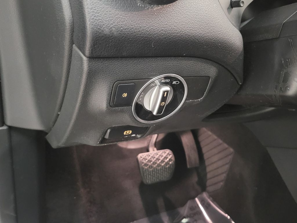 Thumbnail: 2016 Mercedes-Benz CLA - 26