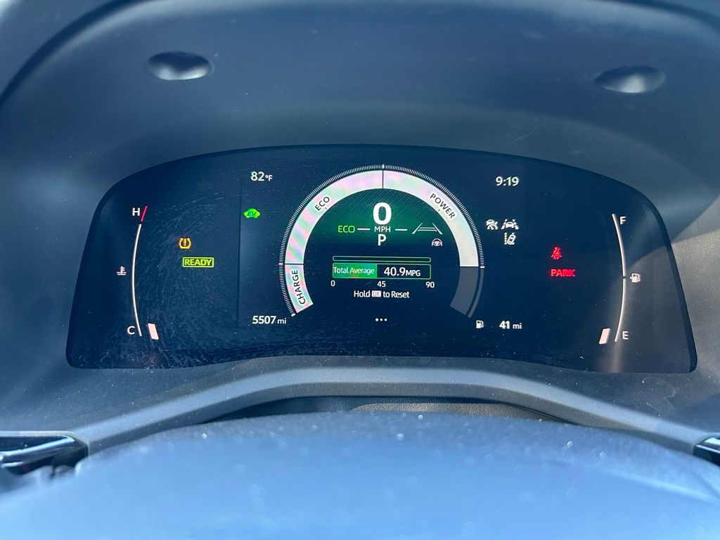 Thumbnail: 2025 Toyota Camry - 23