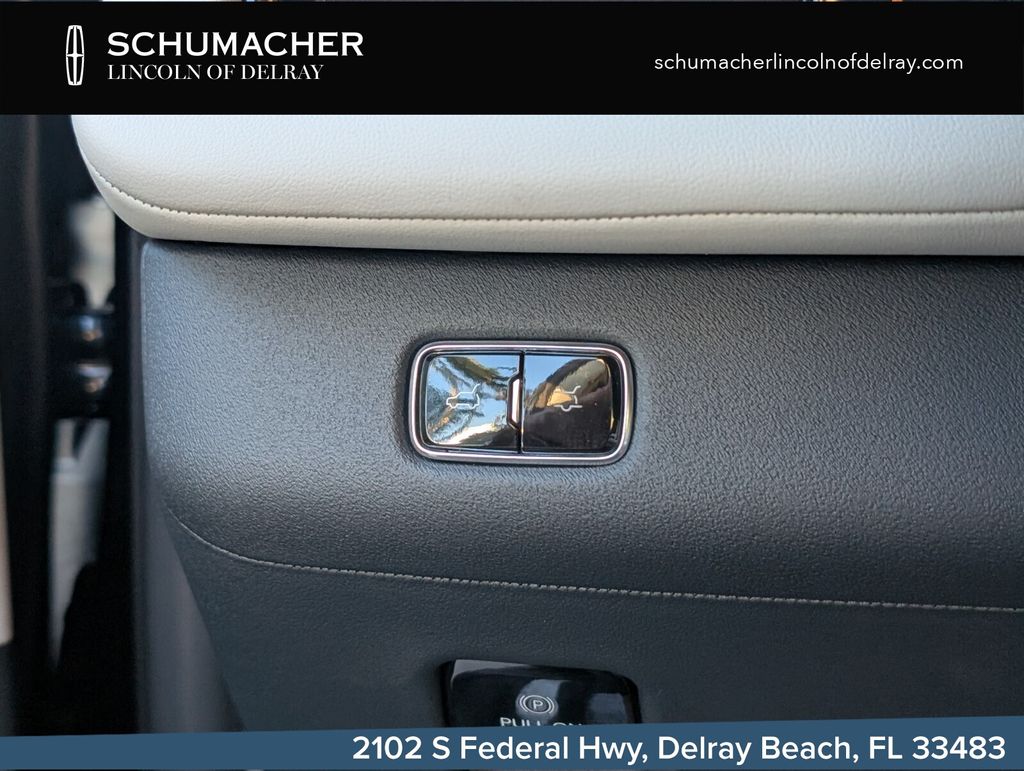 new 2026 Lincoln Navigator L car, priced at $98,640