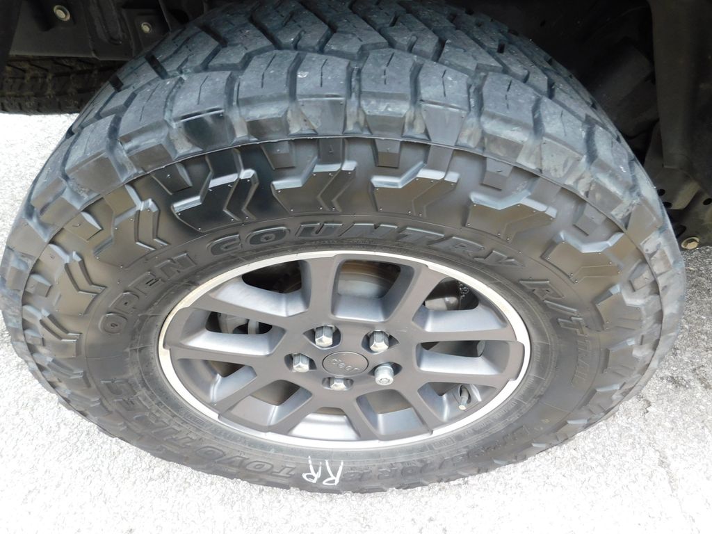 Thumbnail: 2020 Jeep Gladiator - 7