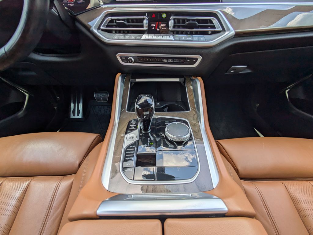 2022 BMW X6 xDrive40i