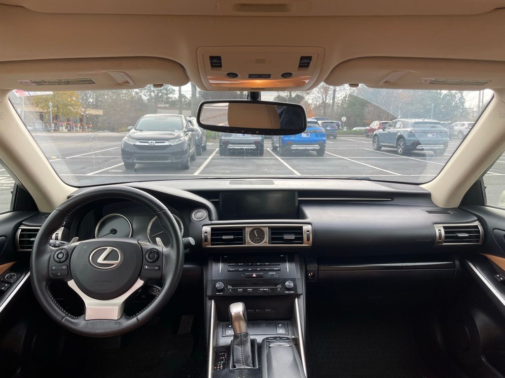 Thumbnail: 2014 Lexus IS - 4