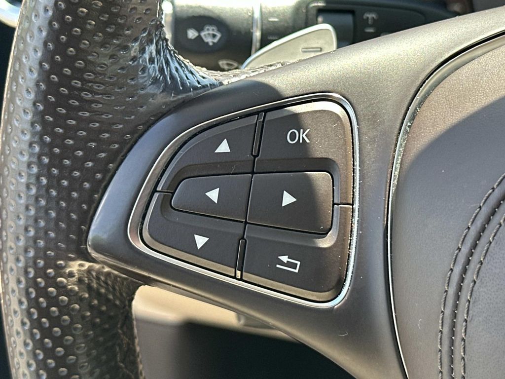 Thumbnail: 2019 Mercedes-Benz GLS - 27