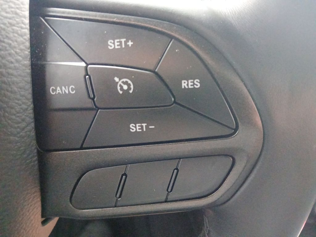 Used Car 2022 Dodge Charger  Sxt For Sale Under $25,000 In Austin, Texas
