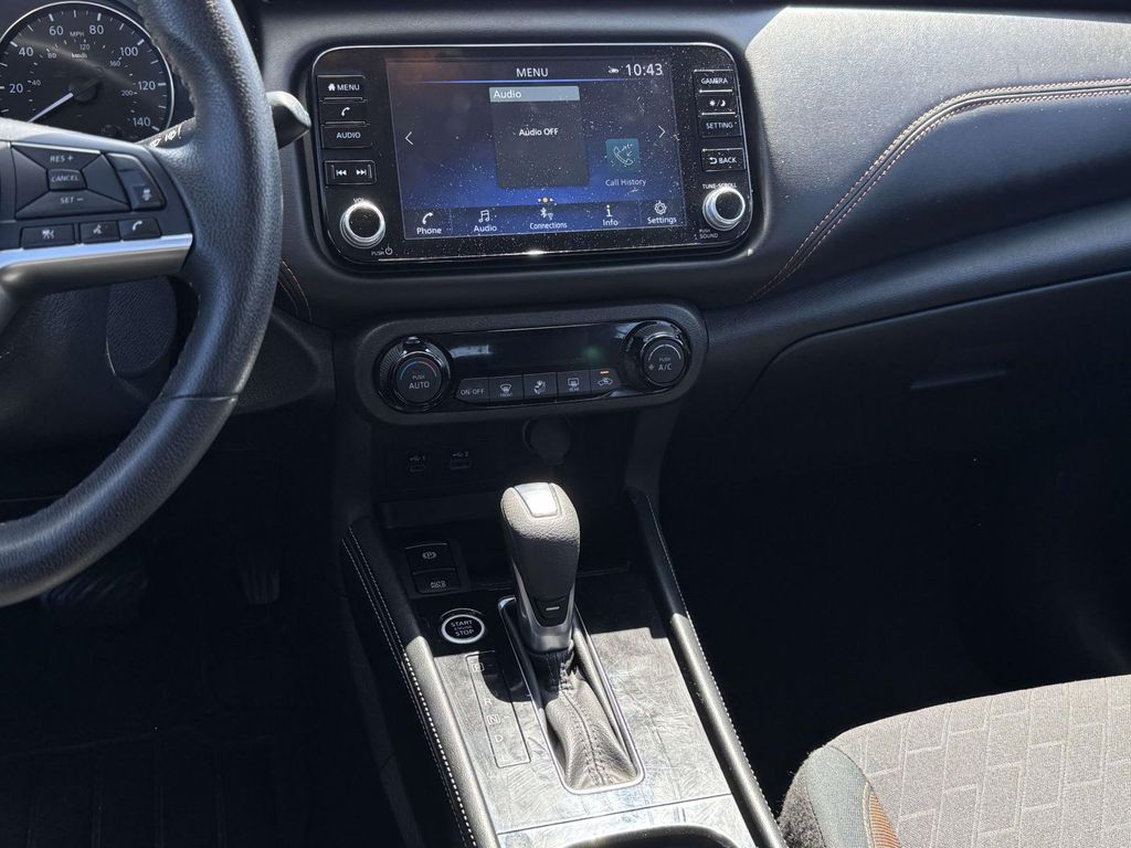 Used 2024 Black Nissan SR image 3