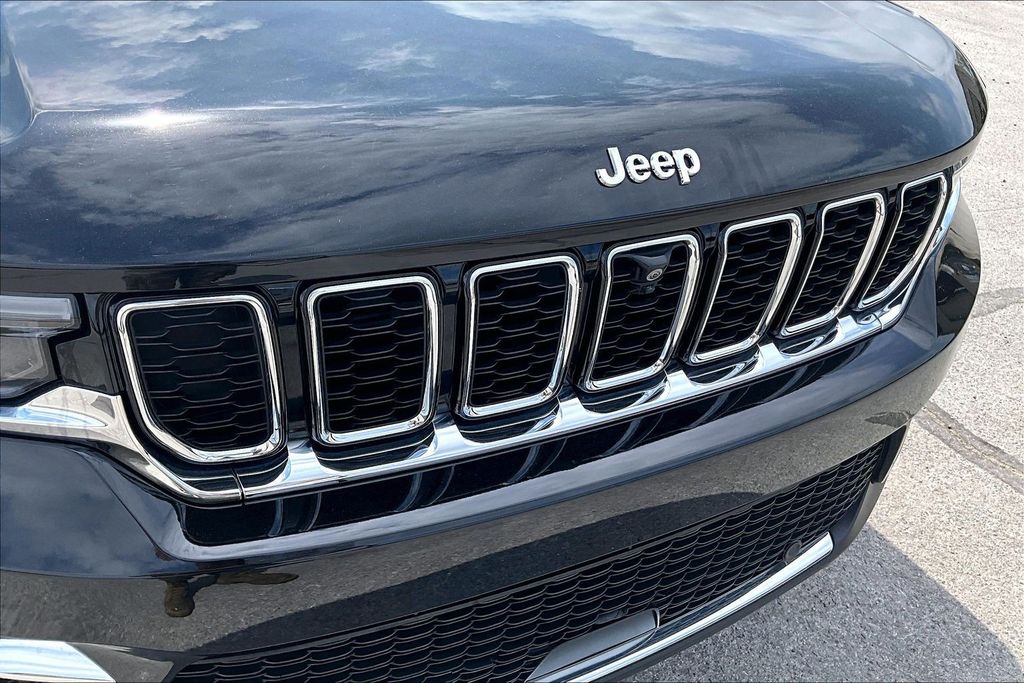 Used 2023 Jeep Grand Cherokee SUV