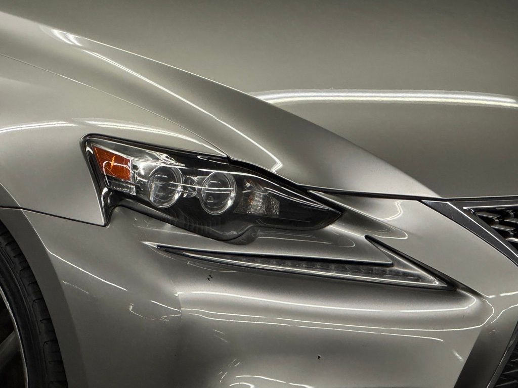 2015 Lexus IS 250 photo 33