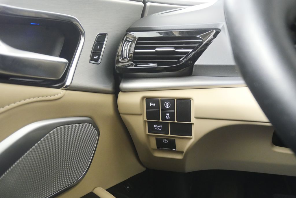 Thumbnail: 2023 Acura RDX - 21