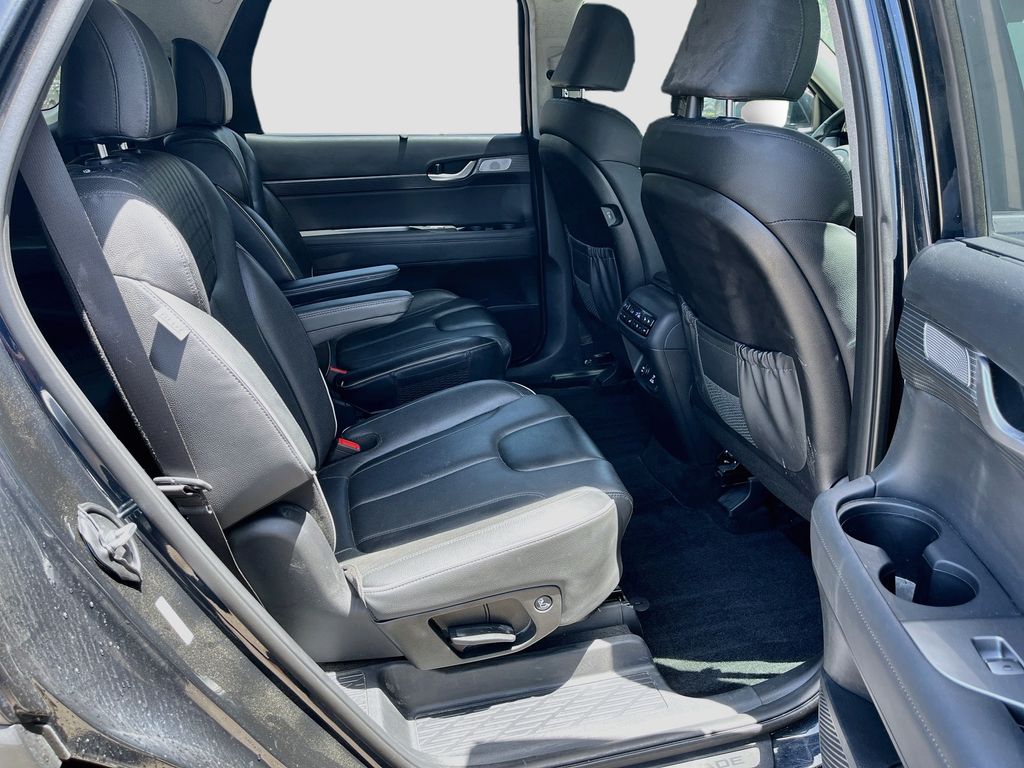 2023 Hyundai Palisade Limited White at Baytown Hyundai