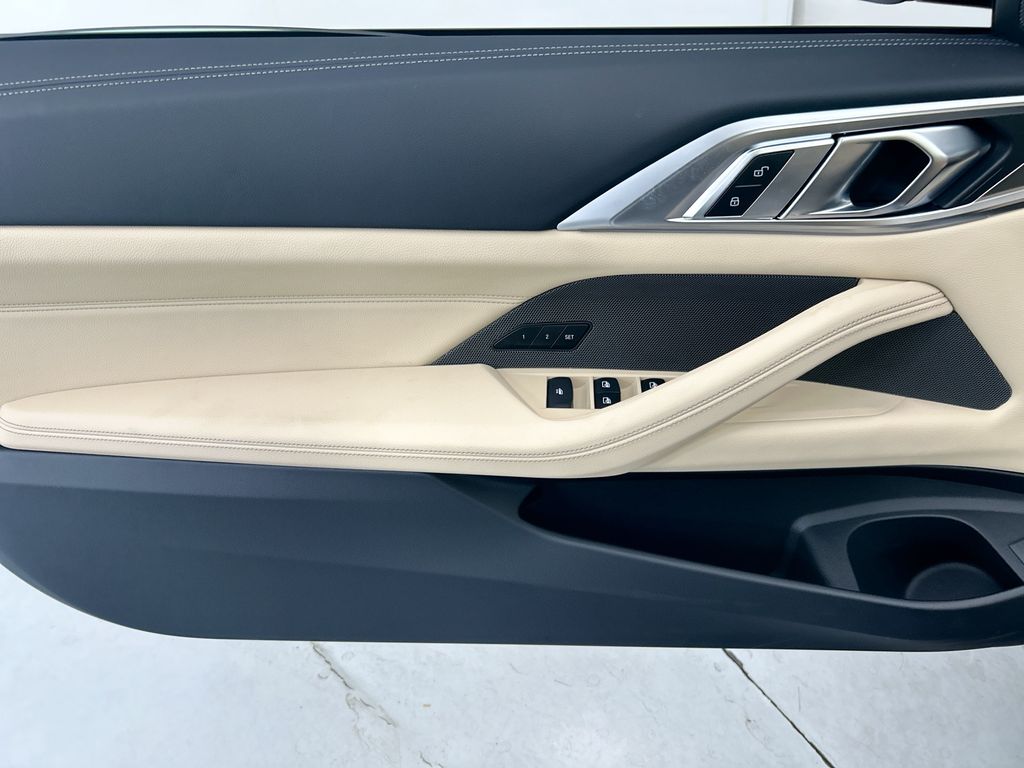 Thumbnail: 2027 BMW 4 Series - 22