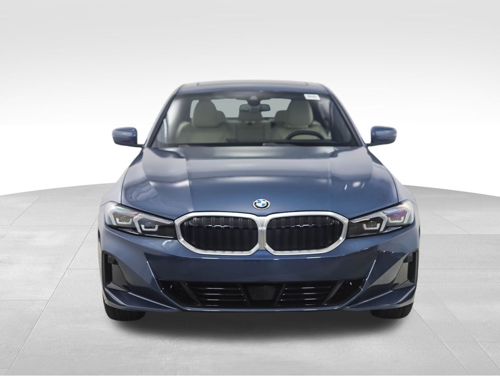 Thumbnail: 2025 BMW 3 Series - 9