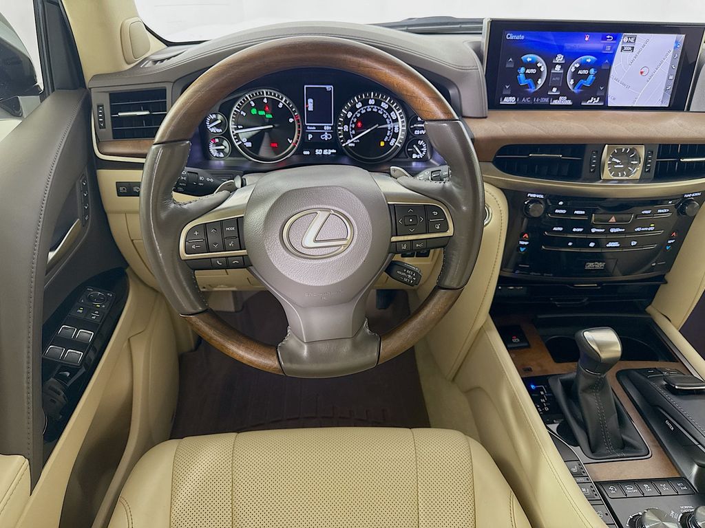 Thumbnail: 2017 Lexus LX - 22