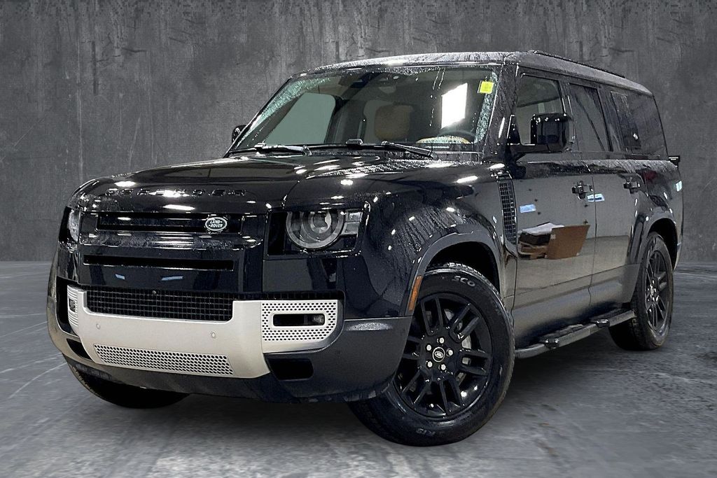 Santorini Black Metallic 2024 Land Rover Defender 130 P300 S AWD SUV / Crossover All-Wheel Drive 8-Speed Automatic
