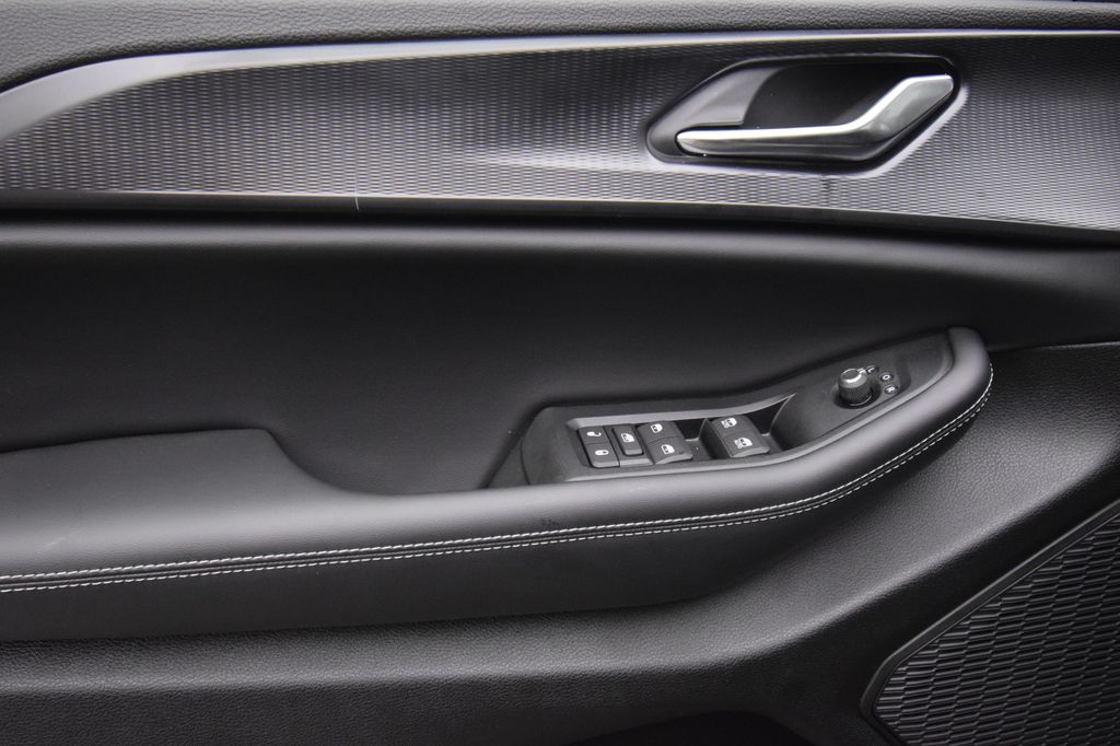 new 2026 Jeep Grand Cherokee L car, priced at $39,972