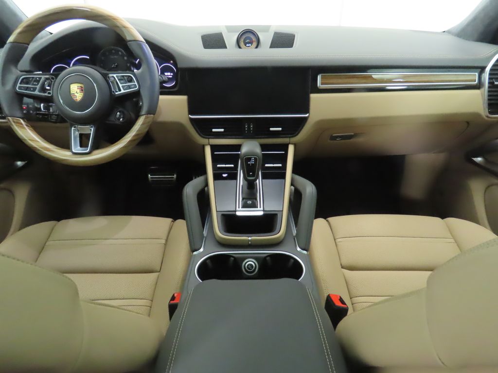 2022 Porsche Cayenne Turbo 15