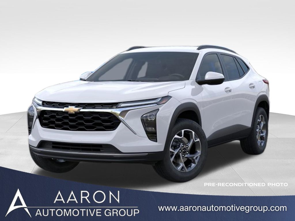 Summit White 2026 Chevrolet Trax SUV / Crossover Front-Wheel Drive 6-Speed Automatic