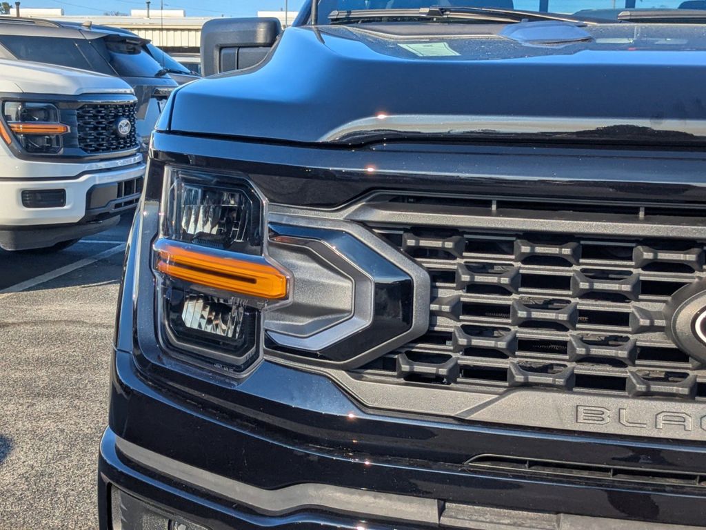 2026 Ford F-150 Black Widow