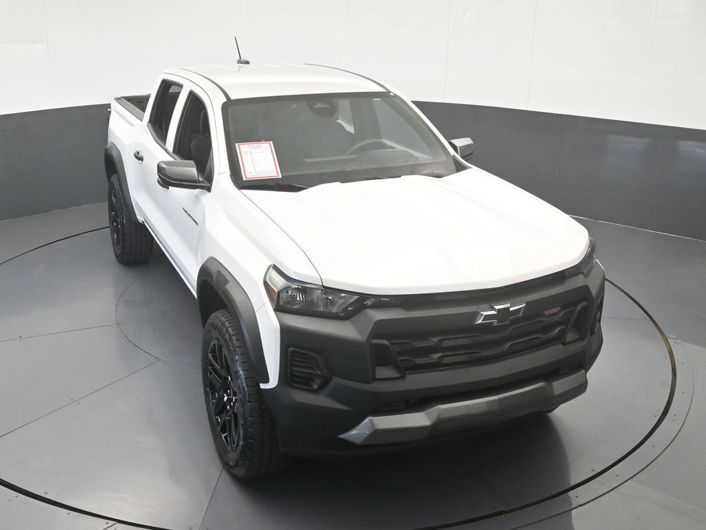 Used 2025 Summit White Chevrolet Trail Boss image 48