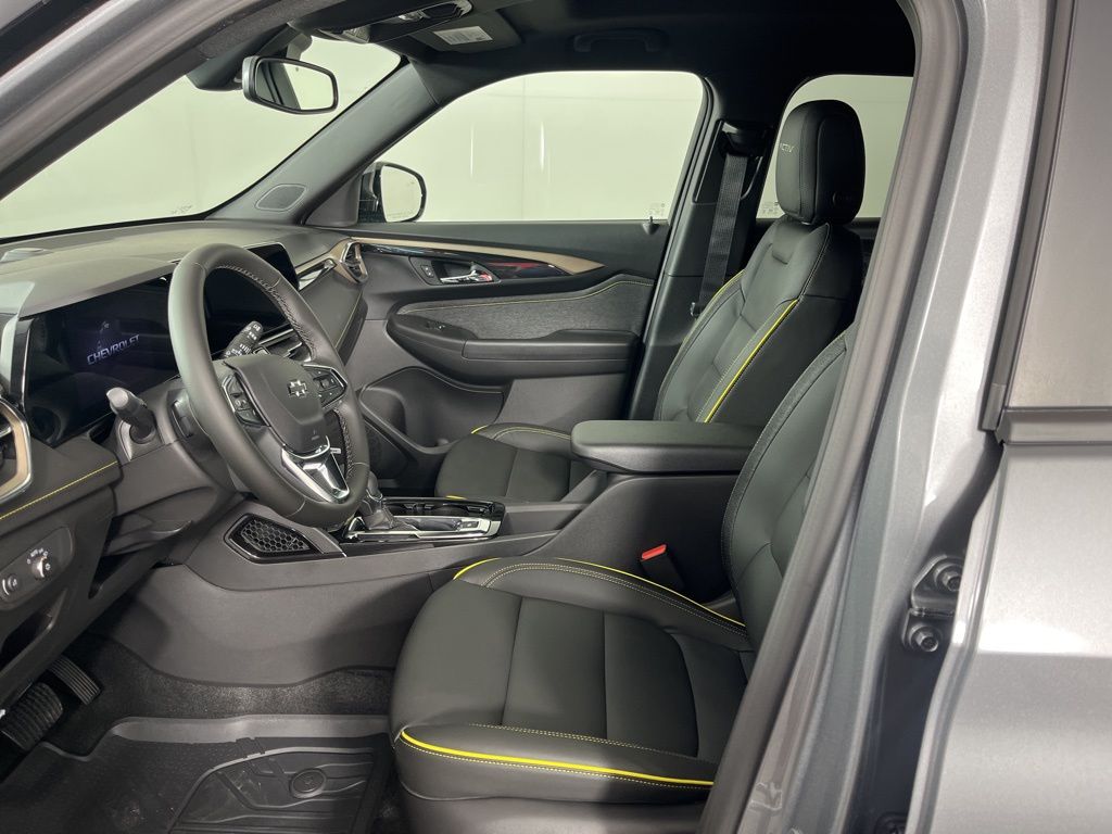 Thumbnail: 2026 Chevrolet TrailBlazer - 15