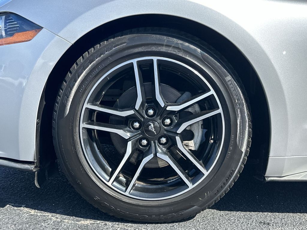 2019 Ford Mustang EcoBoost Premium - 9