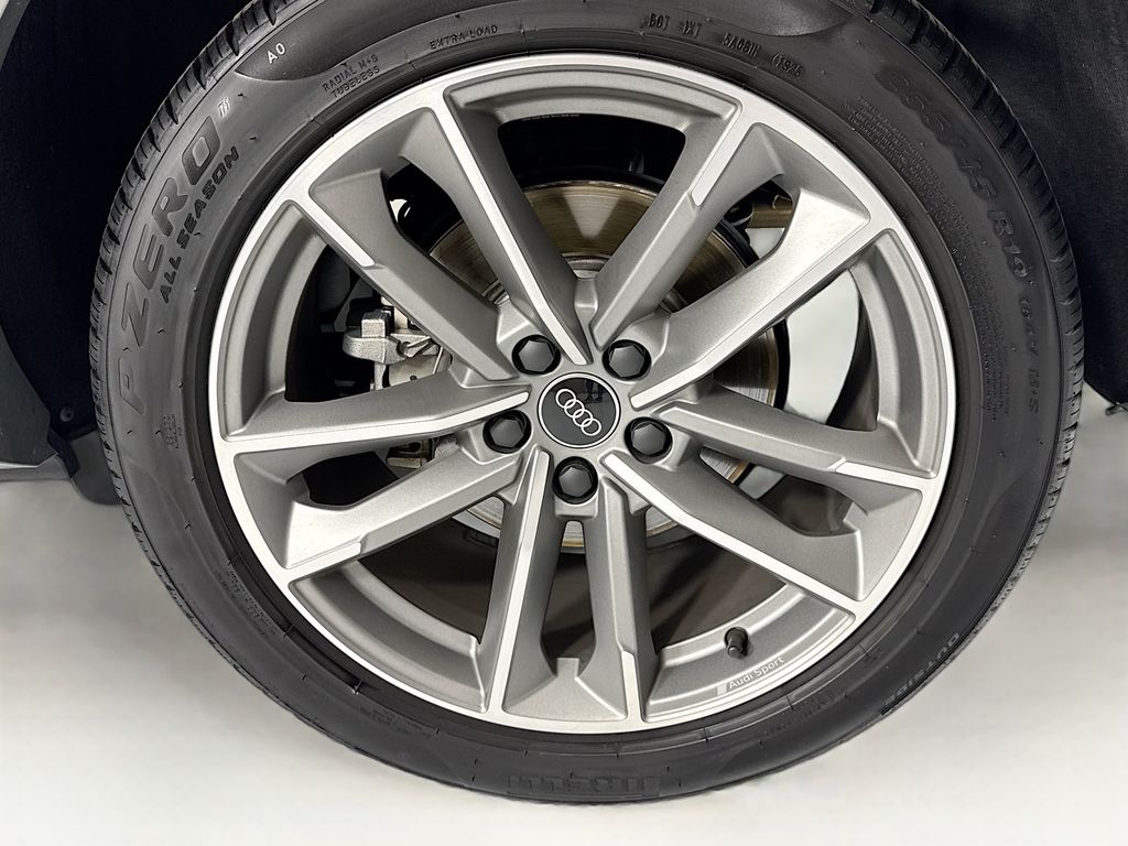 Thumbnail: 2025 Audi Q3 - 31