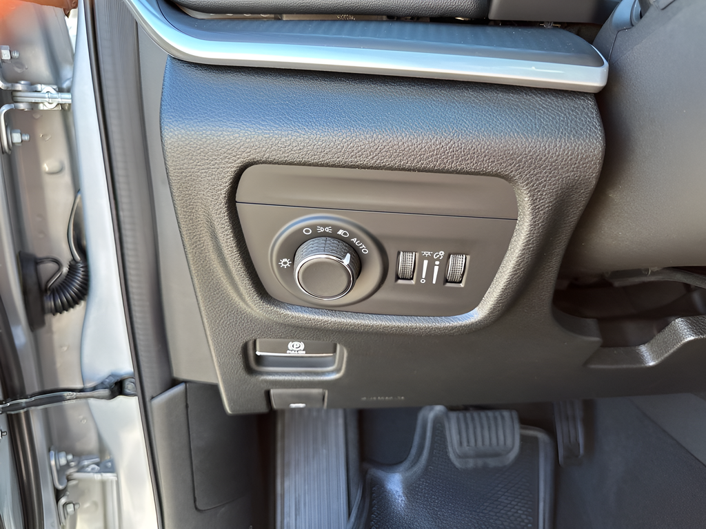 New Car 2025 Jeep Grand Cherokee  For Sale Under $50,000 In Austin, Texas