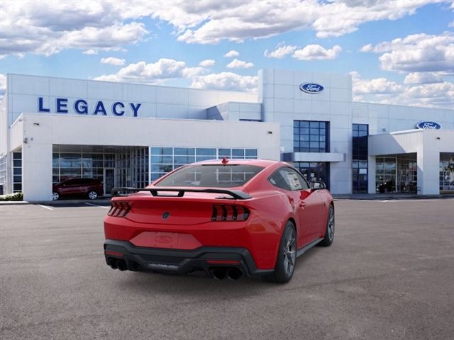 2026 Ford Mustang Dark Horse - 7