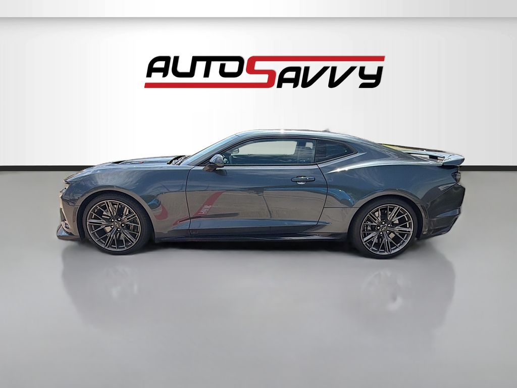 Used 2022 Gray Chevrolet ZL1 image 4