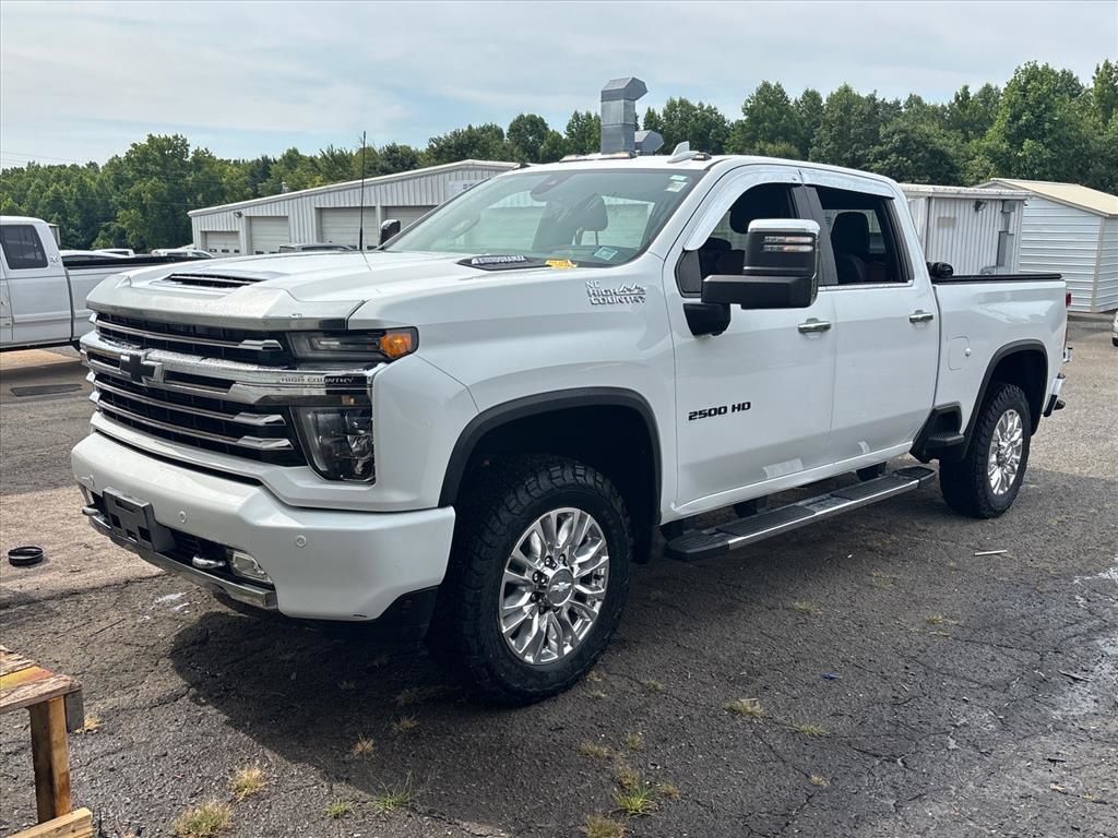 Summit White 2020 Chevrolet Silverado 2500HD Pickup Truck Four-Wheel Drive Automatic