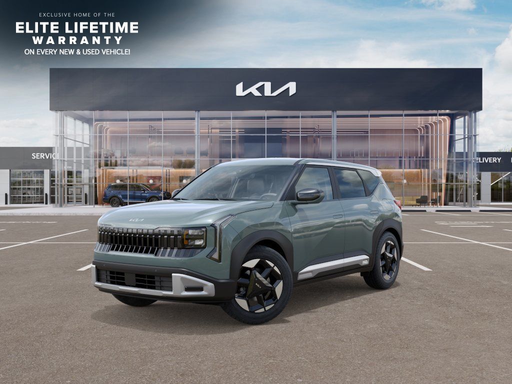 Green 2027 Kia Seltos SUV / Crossover Front-Wheel Drive Continuously Variable Transmission