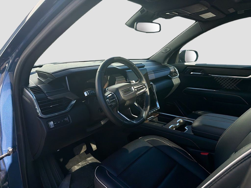 Used 2024 Blue GMC Denali image 9