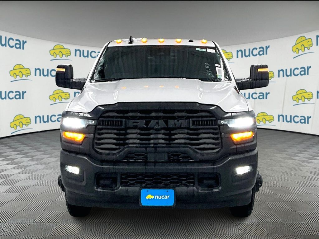 2026 Ram 3500 — photo 3