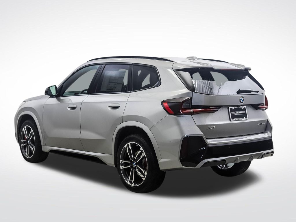 Thumbnail: 2026 BMW X1 - 3