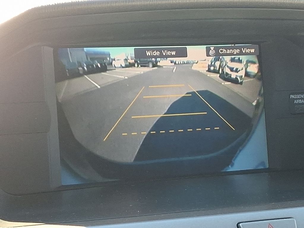 Thumbnail: 2012 Honda Odyssey - 23