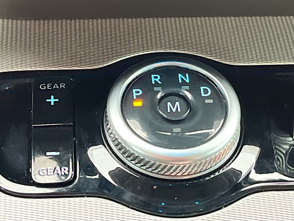 Used 2025 White Ford Active image 17