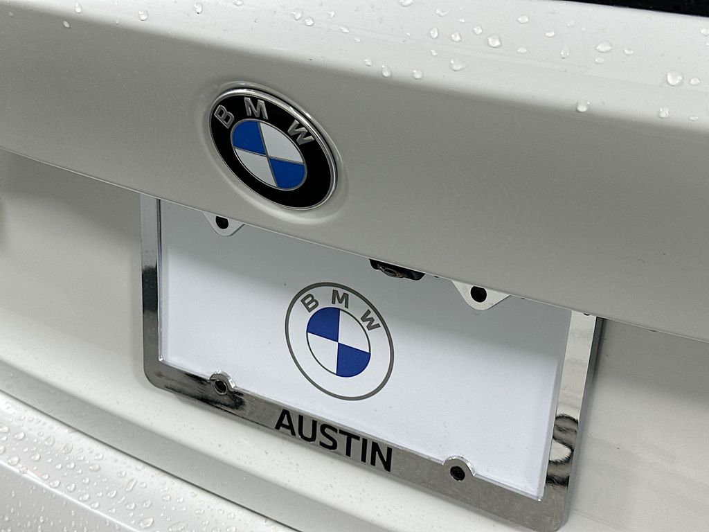 Thumbnail: 2025 BMW 3 Series - 22