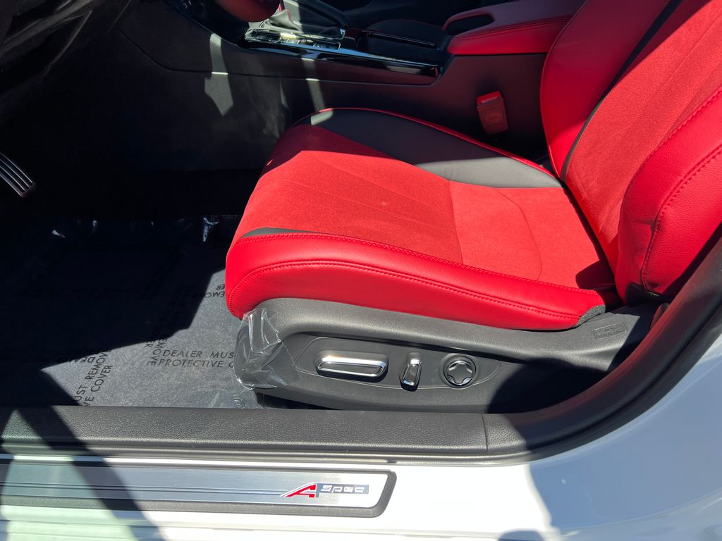 Thumbnail: 2025 Acura Integra - 14