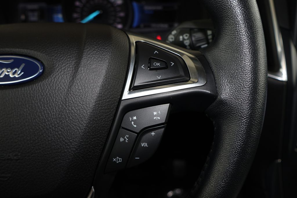 2023 Ford Edge Titanium 13