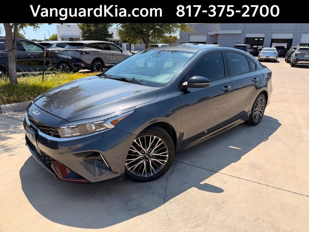 Gravity Gray 2023 Kia Forte Sedan Front-Wheel Drive Continuously Variable Transmission