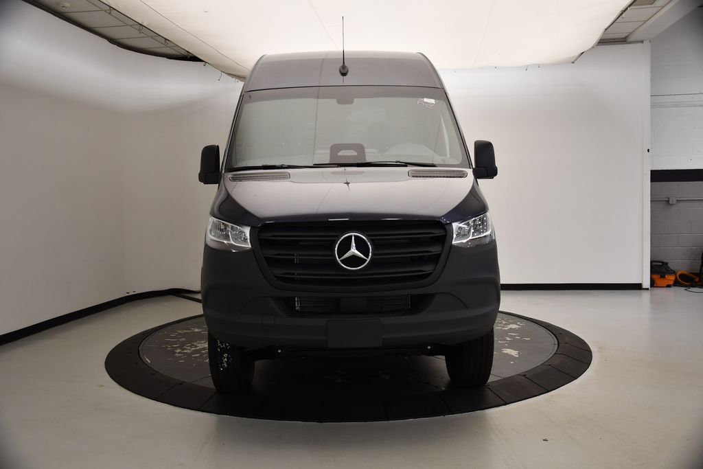 2025 Mercedes-Benz Sprinter 2500 4