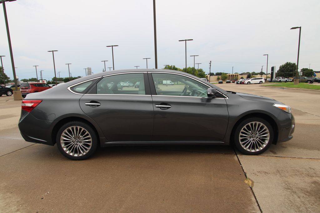 Used 2018 Toyota Avalon Sedan