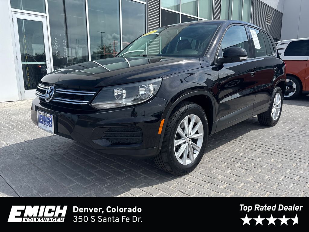 Deep Black Pearl Metallic 2017 Volkswagen Tiguan SUV / Crossover All-Wheel Drive 6-Speed Automatic