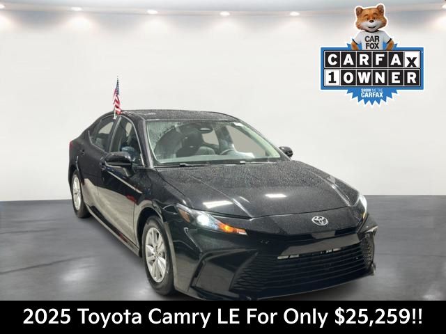 2025 Toyota Camry LE FWD