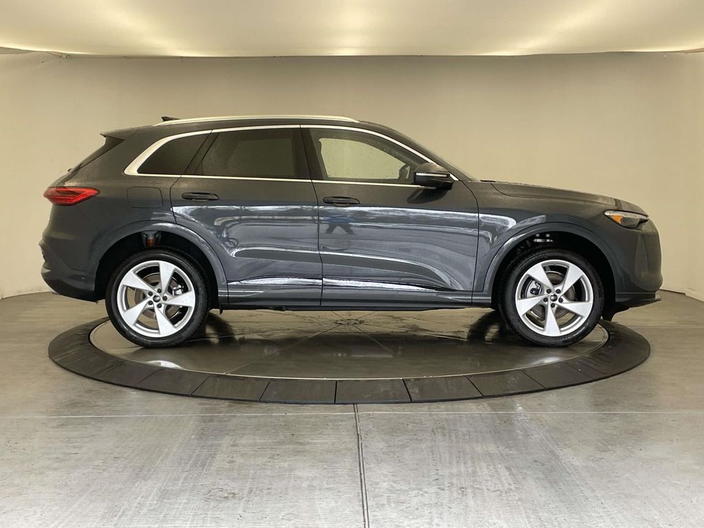 2025 Audi Q5 2.0T Premium Plus - 7