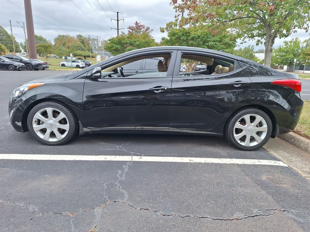 Thumbnail: 2013 Hyundai Elantra - 5