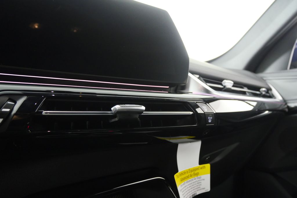 Thumbnail: 2026 BMW X1 - 19