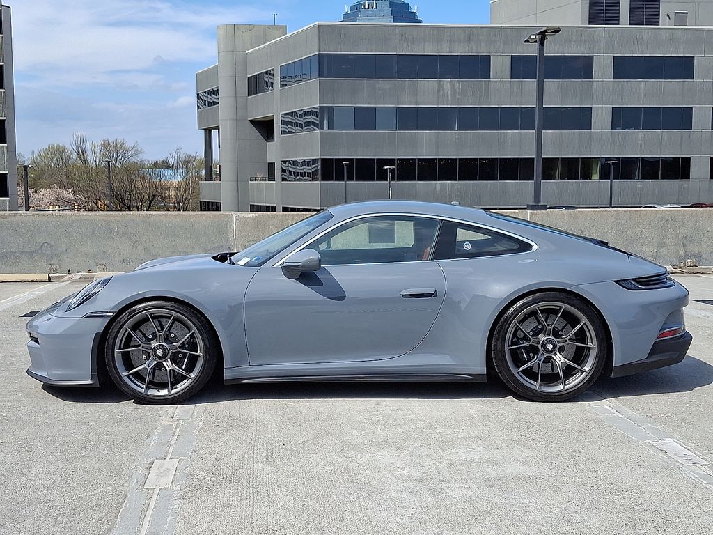 Thumbnail: 2023 Porsche 911 - 2