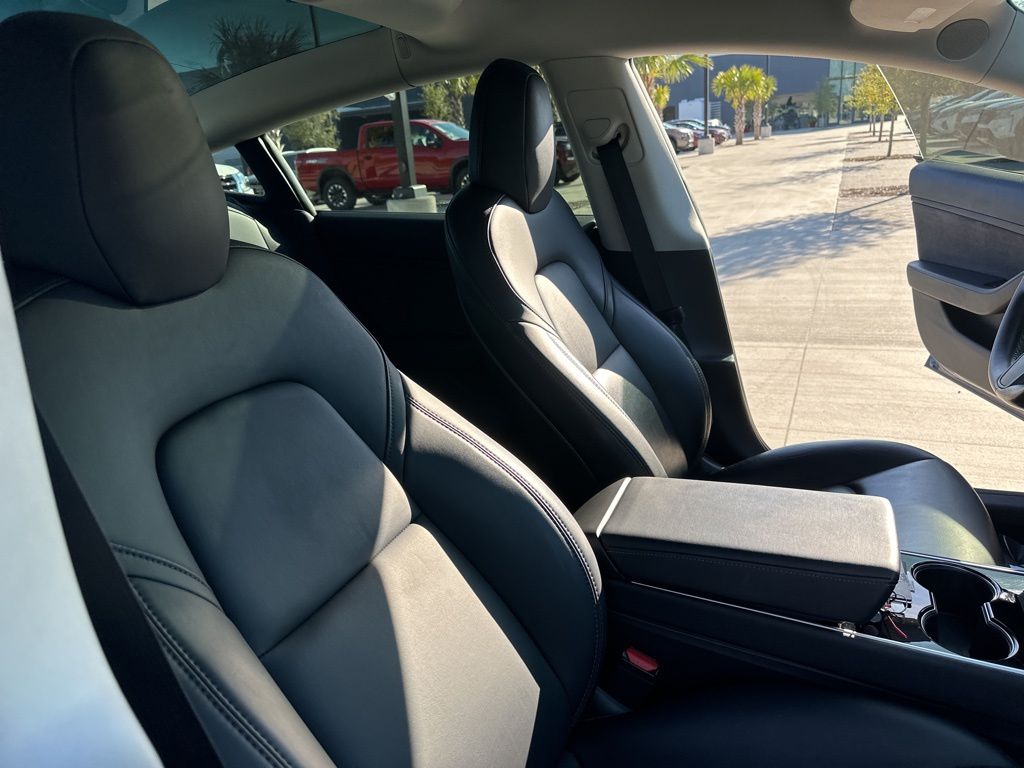 2018 Tesla Model 3 Mid Range 28